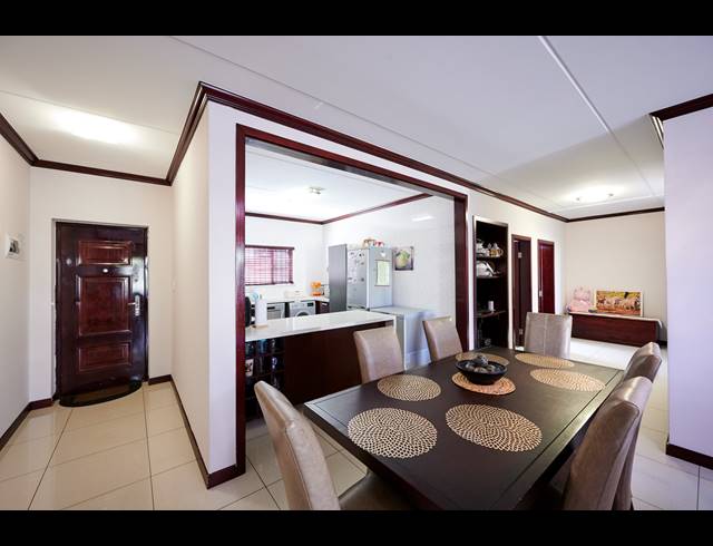 3 BEDROOM APARTMENT SOLD IN SUMMERSET